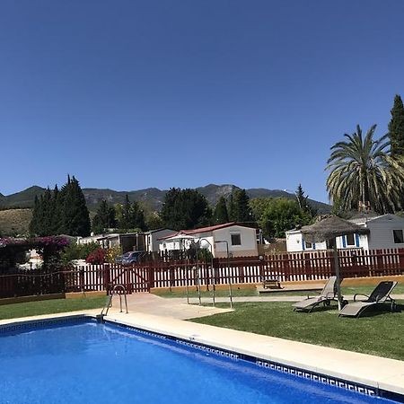 阿尔豪林德拉托里 Malaga Monte Parc酒店 外观 照片